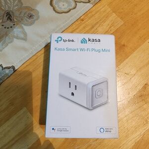 TP-Link Kasa Smart Wi-Fi Mini Plug with Energy Monitoring in White